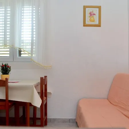 Apartmán Lovely 1-bedroom Venilia Rudin *